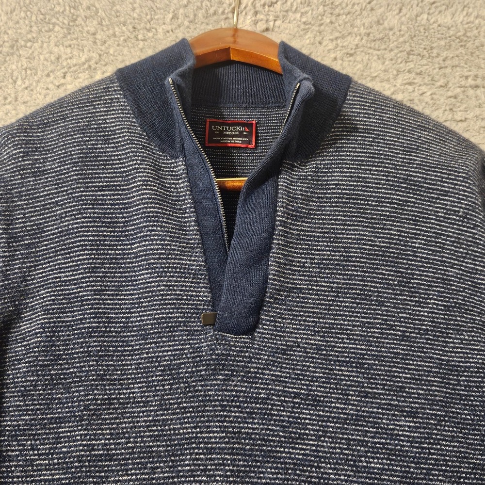 UNTUCKit Phoenix Mens Blue Merino Wool Quarter Zip Striped Sweater Size Medium